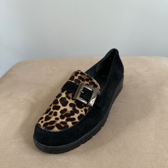STUART WEITZMAN Leopard Print Suede Loafers - Picture 2 of 8